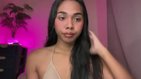 Snapshot of island_girlxxx chatting on 07.21.26 Alona online show from 07.21.26