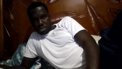 islandbey242 online show from 05.20.26
