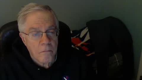 Snapshot of islesman22 chatting on 12.21.25 islesman22 online show from 12.21.25