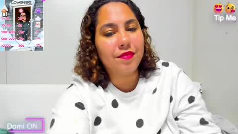 Isobel Adams   online show from 01.06.25