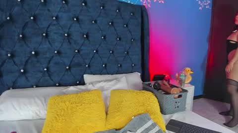 Issa online show from 05.27.26