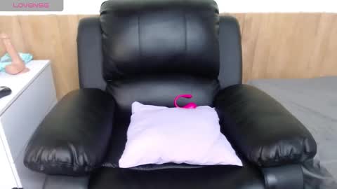 issa_km online show from 03.01.25