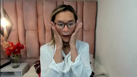 ISSA MILF online show from 07.09.26