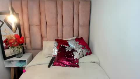 ISSA MILF online show from 07.17.26