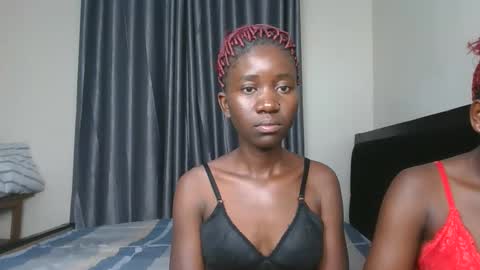 Snapshot of issa_sky1 chatting on 12.16.25 Sky online show from 12.16.25