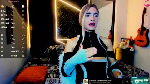 Issabella Davinci online show from 03.09.26