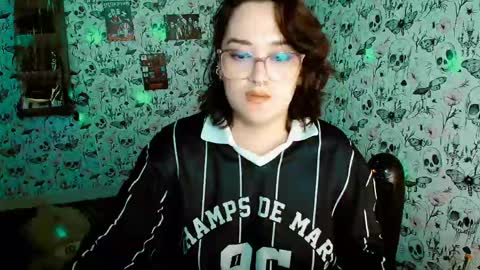 Yiz online show from 05.15.26