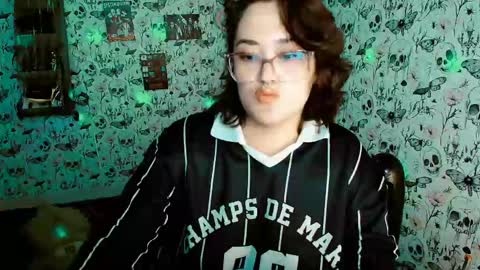 Yiz online show from 05.15.26