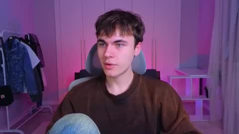 Maks online show from 02.13.25