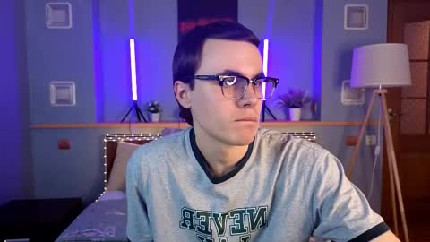 Maks online show from 03.22.26