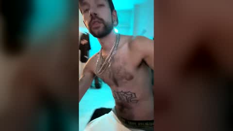 Snapshot of italian_stallionxo chatting on 05.18.26 Italian Stallion online show from 05.18.26