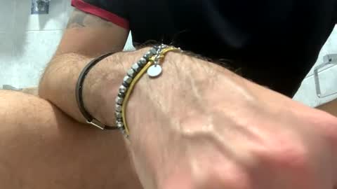 italianbigcock91 online show from 01.05.25