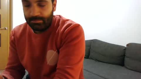 italianboybcn online show from 01.04.25