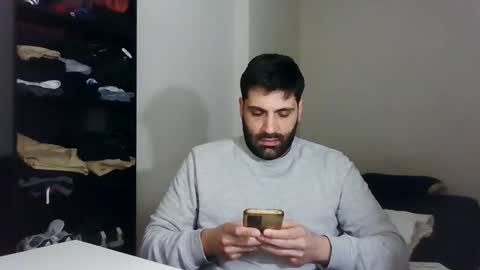 italianboybcn online show from 01.14.25