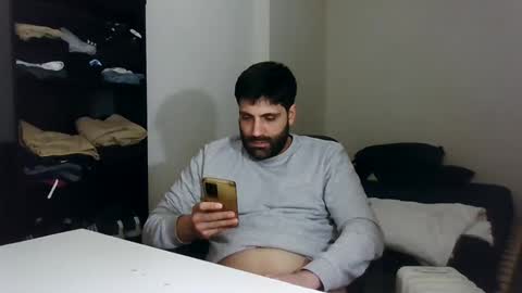 italianboybcn online show from 01.16.25