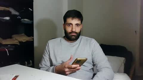 italianboybcn online show from 01.18.25