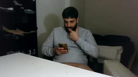 italianboybcn online show from 01.18.25