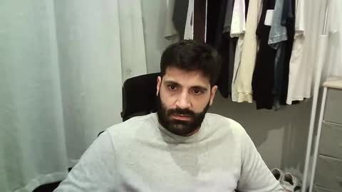 italianboybcn online show from 10.09.25