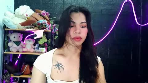 Snapshot of its_chloe20 chatting on 05.22.26 its_chloe20 online show from 05.22.26