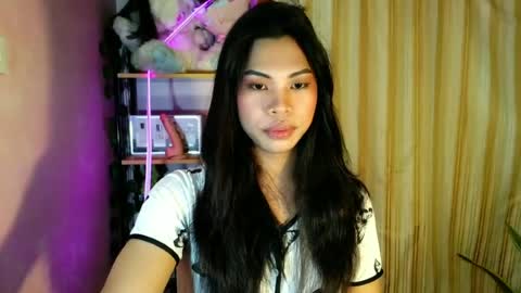 Snapshot of its_chloe20 chatting on 06.17.26 its_chloe20 online show from 06.17.26