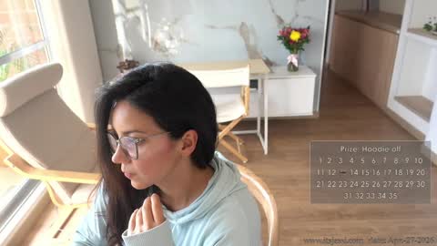 Snapshot of its_jessi chatting on 04.27.26 Jessi online show from 04.27.26