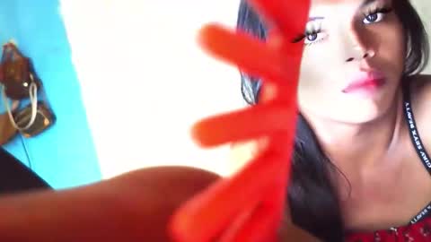 Snapshot of its_kynth chatting on 12.16.25 its_kynth online show from 12.16.25