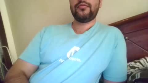 its_me_2323 online show from 12.20.25