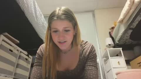 Alex Love online show from 02.14.25