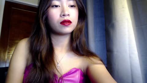 Snapshot of itscandygurl chatting on 12.21.24 Candy online show from 12.21.24