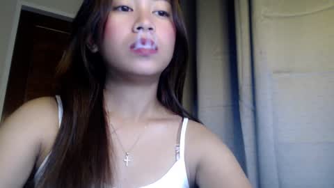 Snapshot of itscandygurl chatting on 01.11.25 Candy online show from 01.11.25