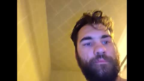 Snapshot of itsdaiton chatting on 09.19.25 Daiton online show from 09.19.25