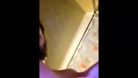 Snapshot of itsdaiton chatting on 11.12.25 Daiton online show from 11.12.25