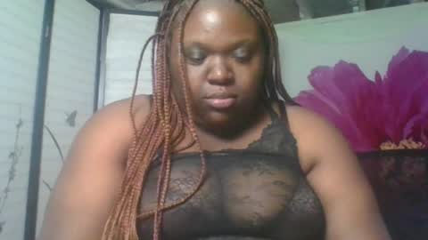 Snapshot of itsempresshoney chatting on 04.10.26 itsempresshoney online show from 04.10.26