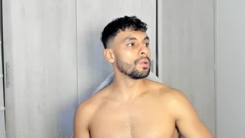 Snapshot of itsgeo1111 chatting on 10.05.25 CALL ME GEO online show from 10.05.25