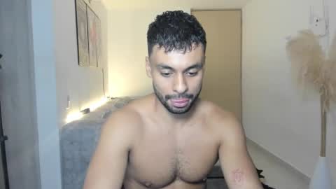 Snapshot of itsgeo1111 chatting on 10.17.25 CALL ME GEO online show from 10.17.25