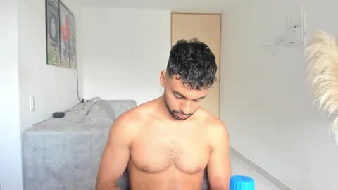 Snapshot of itsgeo1111 chatting on 10.19.25 CALL ME GEO online show from 10.19.25