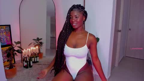 lau online show from 02.14.25