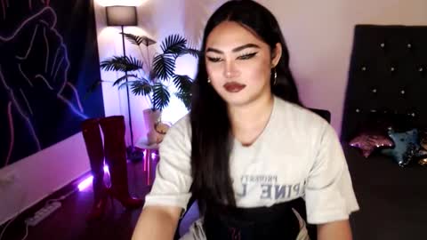 Snapshot of itsmemoiraa69 chatting on 02.28.26 itsmemoiraa69 online show from 02.28.26