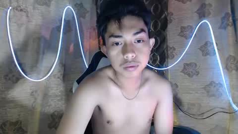 Snapshot of itsyourcummerboy_xx chatting on 04.04.26 Kyle online show from 04.04.26