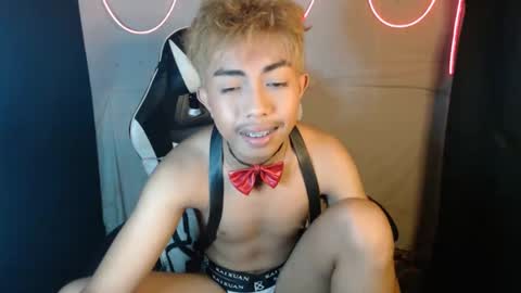 Snapshot of itsyourcummerboy_xx chatting on 04.14.26 Kyle online show from 04.14.26