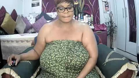 itumeleng74 online show from 02.20.25