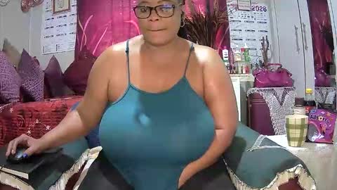 itumeleng74 online show from 04.24.26