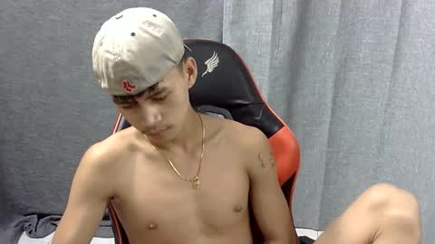 itzme_john online show from 04.17.26