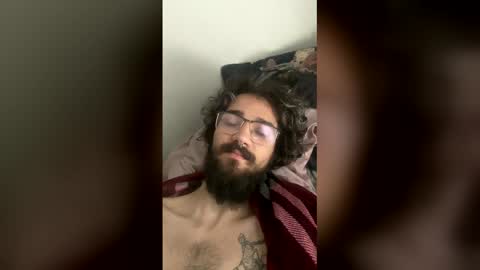 Snapshot of itzmeagain25 chatting on 02.18.26 itzmeagain25 online show from 02.18.26