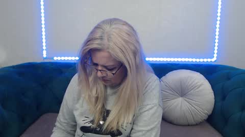 ivanacharm online show from 04.29.26
