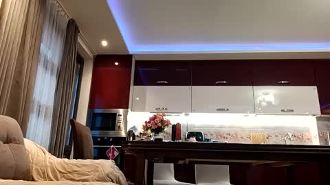 Iveta online show from 11.28.25