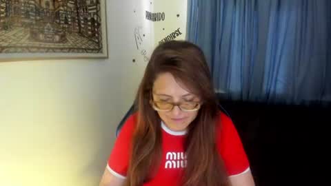 Snapshot of ivette_shaira chatting on 06.29.26 IVETTE online show from 06.29.26
