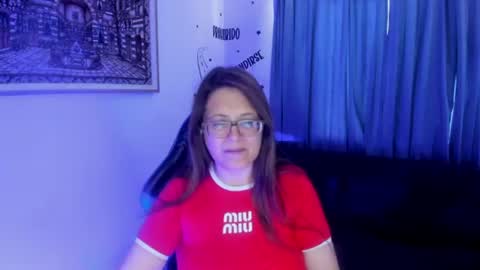 Snapshot of ivette_shaira chatting on 07.06.26 IVETTE online show from 07.06.26