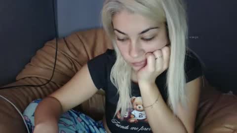 RosseEssor online show from 10.28.25