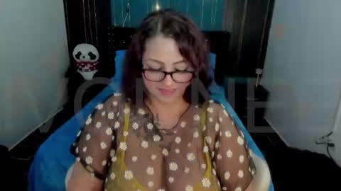 Snapshot of ivonnee17_ chatting on 08.07.26 Ivonne online show from 08.07.26